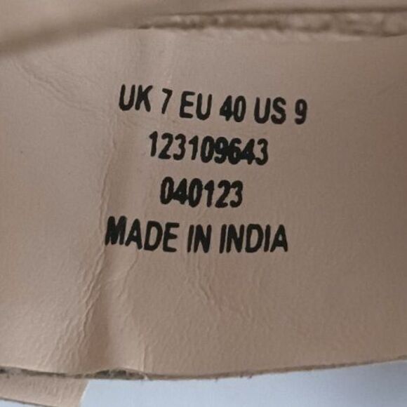 ASOS Designs Jukebox Beige Leather Gladiator Platform Chunky Big Buckle Sandal - Picture 12 of 14